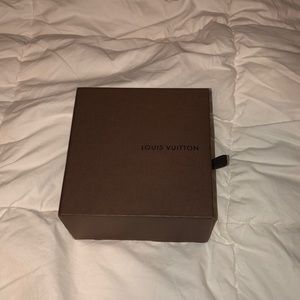 Louis Vuitton belt box